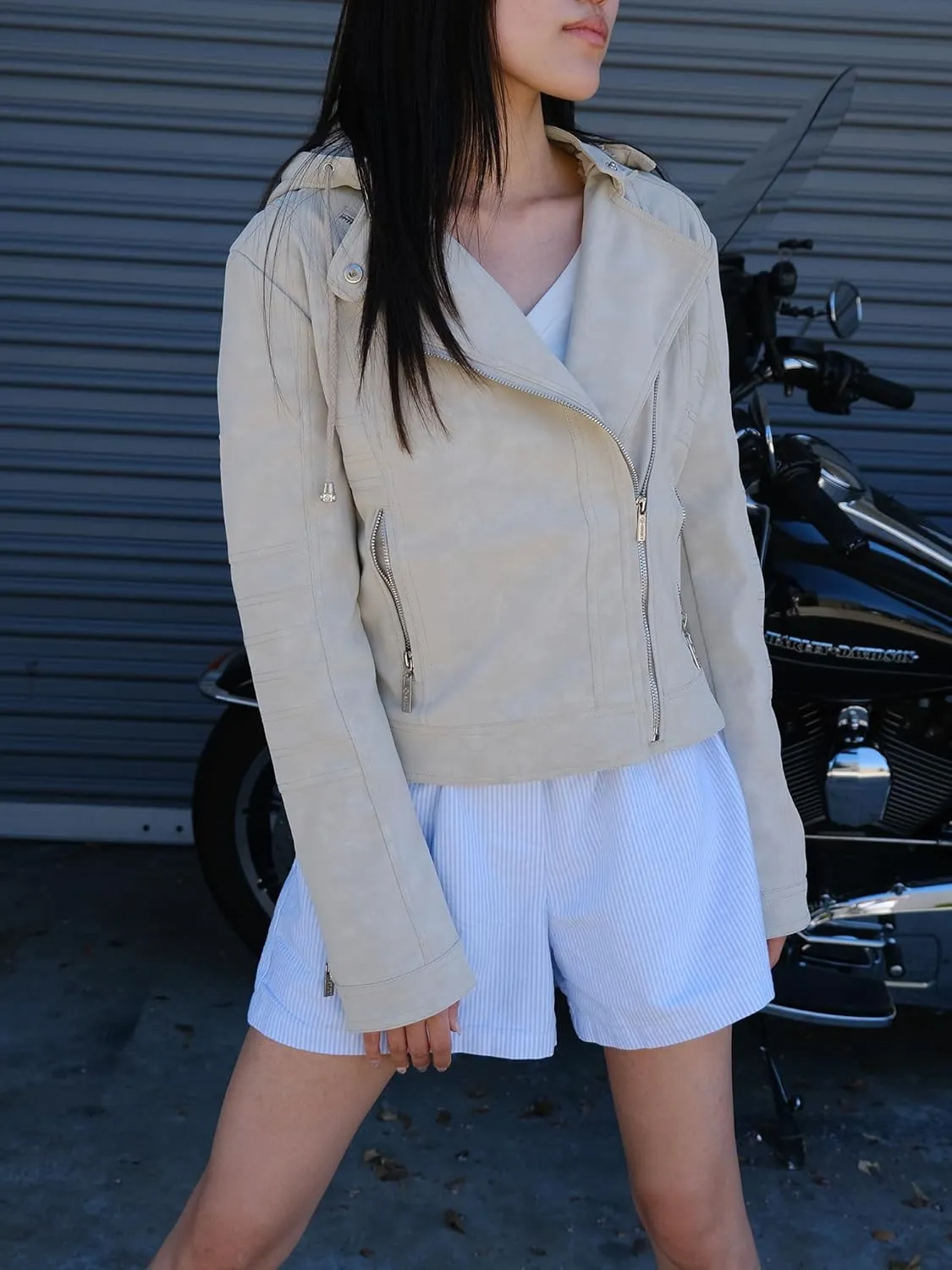 Awesome21 Women's Women's Classic Leather Moto Jacket with Furry Lining and Double Belt
