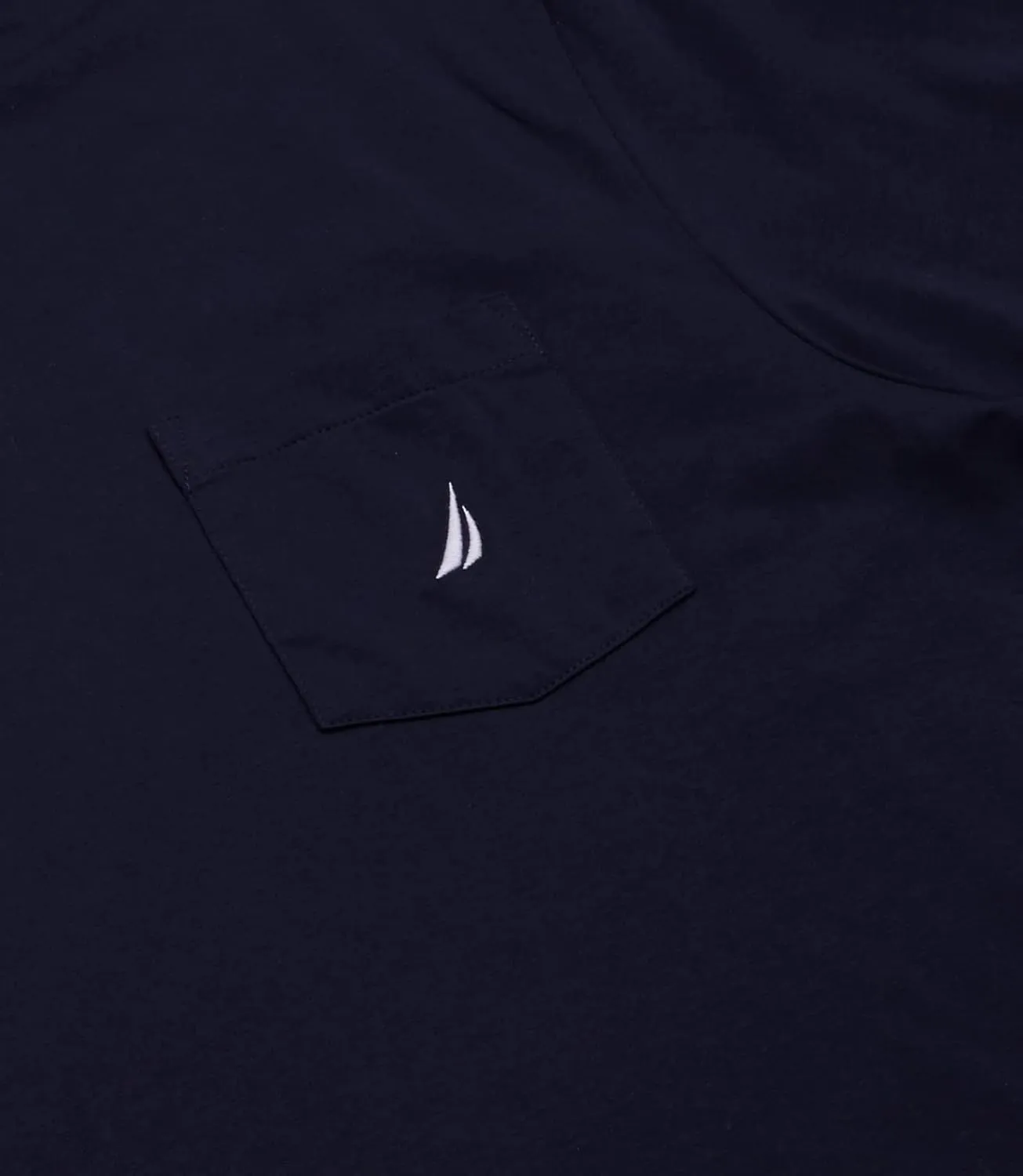 Nautica Men's Solid Crew Neck Short-Sleeve Pocket T-Shirt